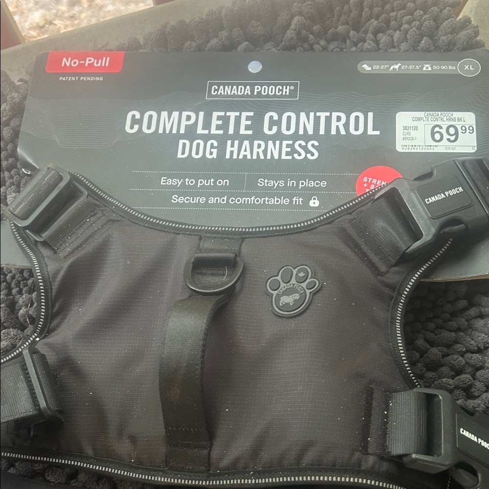 Canada Pooch Complete Control No-Pull Dog Harness — Black